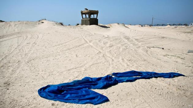 An unused Israeli military outpost is seen on Zikim beach, close to the border with the Gaza Strip. In the post-war era Gaza remained a frequent flashpoint - until the Oslo peace process of the 1990s brought hopes of peace between Israel and the Palestinians. But the optimism of the Oslo era receded, giving way to mutual recriminations and renewed violence. (Ronen Zvulun / REUTERS) An unused Israeli military outpost is seen on Zikim beach, close to the border with the Gaza Strip. In the post-war era Gaza remained a frequent flashpoint - until the Oslo peace process of the 1990s brought hopes of peace between Israel and the Palestinians. But the optimism of the Oslo era receded, giving way to mutual recriminations and renewed violence. (Ronen Zvulun / REUTERS)