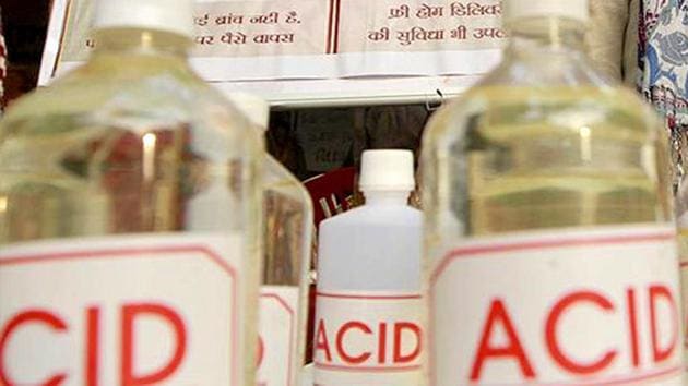 The Criminal Injury Compensation Board (CICB), Shimla, awarded ₹8 lakh compensation to the 2004 acid attack victim from Shimla. (Sanjeev Verma/HT File Photo/representative Image) The Criminal Injury Compensation Board (CICB), Shimla, awarded ₹8 lakh compensation to the 2004 acid attack victim from Shimla. (Sanjeev Verma/HT File Photo/representative Image)