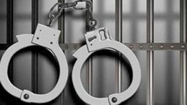 A 36-year-old construction worker from Tamil Nadu’s Tirunelveli district was arrested on Tuesday for murdering his wife because she apparently spent hours chatting with male friends on Facebook in defiance of his warnings, police said.