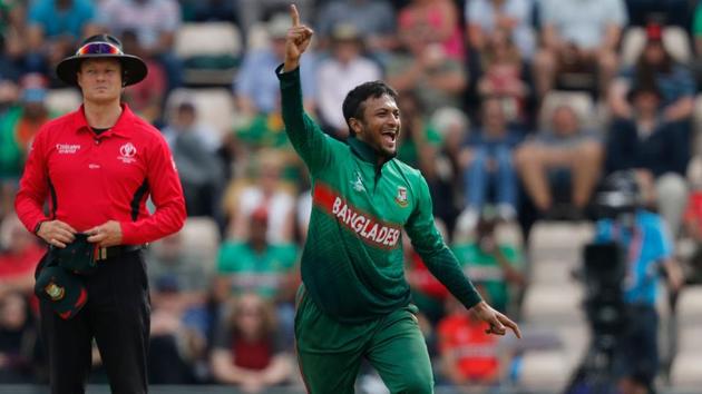 Bangladesh's Shakib Al Hasan celebrates after the dismissal of Afghanistan's captain Gulbadin Naibduring the 2019 Cricket World Cup group stage match between Bangladesh and Afghanistan at the Rose Bowl in Southampton, southern England, on June 24, 2019. (Photo by Adrian DENNIS / AFP) / RESTRICTED TO EDITORIAL USE(AFP)