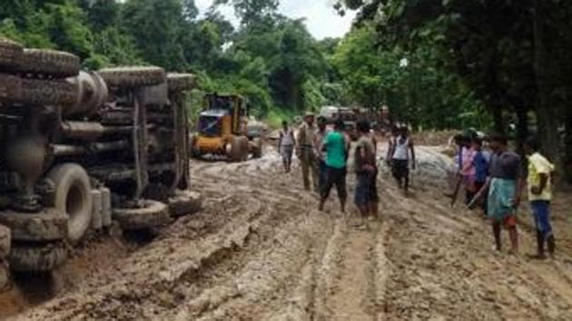 The 1 minute 27-second song ‘Road Banao NHAI’ by Daniel Langthasa, a Congress member of the Dima Hasao Autonomous Council in Assam, highlights the condition of the 25-km stretch on NH54 between Jatinga and Harangajao.(Representative Image/AFP File Photo) The 1 minute 27-second song ‘Road Banao NHAI’ by Daniel Langthasa, a Congress member of the Dima Hasao Autonomous Council in Assam, highlights the condition of the 25-km stretch on NH54 between Jatinga and Harangajao.(Representative Image/AFP File Photo)