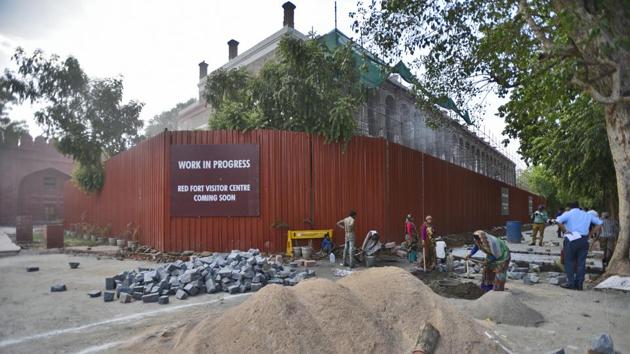 Five new museums have also come up in the structures which the British army had built post the 1857 revolt. These include the Subhash Chandra Bose and INA museum, Yaad-e-Jallian museum, Museum of 1857- India’s first war of independence, Drishyakala-Museum on Indian art and Azaadi ke Deewane Museum. (Burhaan Kinu / HT Photo)