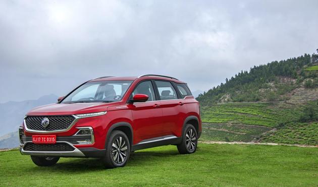 The blade-like turn indicators and the techy headlamp cluster in the new MG Hector look futuristic