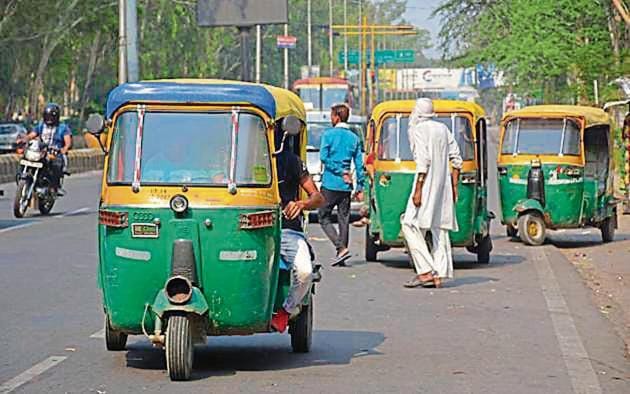 The RTA has decided that autos operating in Modi Nagar will be painted black, those in Loni will be red, and the ones in Ghaziabad city will be regular green. (Sakib Ali/ht photo) The RTA has decided that autos operating in Modi Nagar will be painted black, those in Loni will be red, and the ones in Ghaziabad city will be regular green. (Sakib Ali/ht photo)