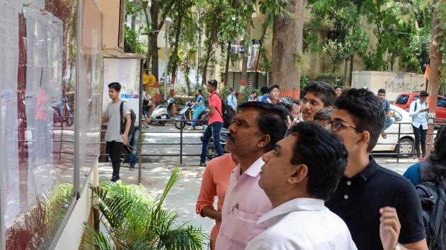Class 10 and Class 12 students looking to main-line into careers that include sports management, statistical analysis and artificial intelligence, have access to courses and graduate programmes that cover all of the above, and more, here in Pune(Milind Saurkar/HT Photo)