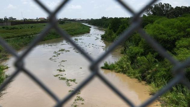 The route to the United States through Mexico is fraught with peril for the tens of thousands of Guatemalans, Hondurans and Salvadorans who have crossed the US border. As well as confronting the elements, travellers are exposed to physical threats from corrupt officials and cartels that control people smuggling routes. Several other migrant deaths have been in the public eye in recent weeks. (Loren Elliott / REUTERS)