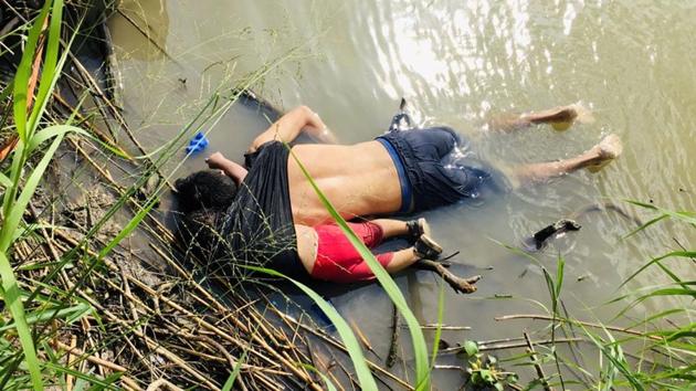 The photograph of Oscar and Angie Valeria, nestled beside her father with her arm draped around his neck, drew comparisons to an iconic 2015 shot of Aylan Kurdi, a three-year-old Syrian refugee, whose body washed up on the shores of the Mediterranean. “It’s astonishing to see this photo,” Ramirez said, reflecting on the image of her son and granddaughter. “He never let her go. You can see how he protected her.” (REUTERS)