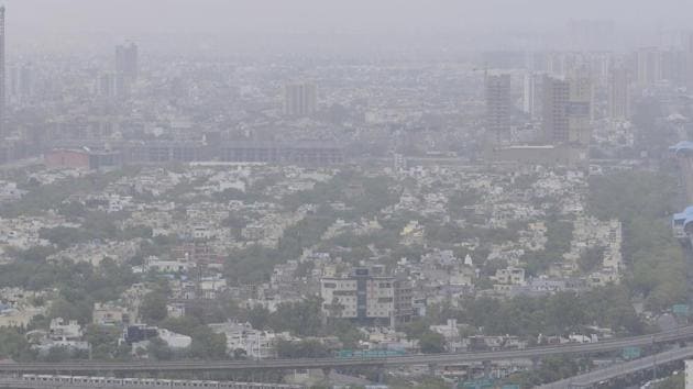 So far the air quality in the city has been in the ‘moderate’ category, which is likely to shoot up to ‘poor’ to ‘very poor’ by June 30. (Sunil Ghosh / Hindustan Times) So far the air quality in the city has been in the ‘moderate’ category, which is likely to shoot up to ‘poor’ to ‘very poor’ by June 30. (Sunil Ghosh / Hindustan Times)