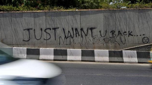 Graffiti scribbled over the walls at Moolchand Underpass in New Delhi (Amal KS/ Hindustan Times) Graffiti scribbled over the walls at Moolchand Underpass in New Delhi (Amal KS/ Hindustan Times)