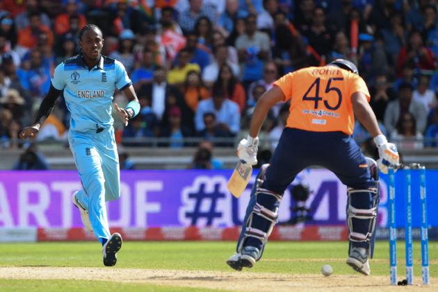 England's Jofra Archer (L) looks on after India's Rohit Sharma played a shot. (AFP) England's Jofra Archer (L) looks on after India's Rohit Sharma played a shot. (AFP)