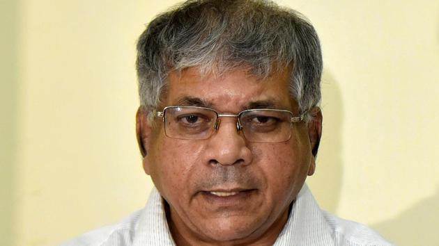 Thakre, the party’s former state president, said, “Harshwardhan Patil and I will meet Ambedkar on July 3 to discuss the possibility of an alliance for the Assembly elections.” (Anshuman Poyrekar/HT Photo) Thakre, the party’s former state president, said, “Harshwardhan Patil and I will meet Ambedkar on July 3 to discuss the possibility of an alliance for the Assembly elections.” (Anshuman Poyrekar/HT Photo)