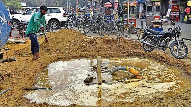 The Ludhiana Smart City project has failed to address major issues such as rain water accumulation across the city, pollution, outmoded condition of fire brigade etc(HT Photo)