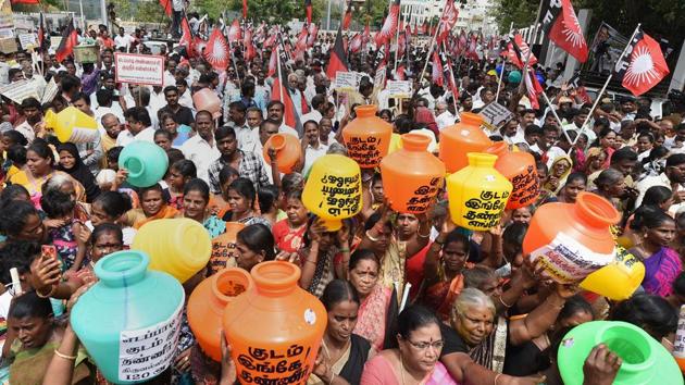 DMK party workers stage a protest against the AIADMK government over the water crisis in Tamil Nadu, Chennai, June 24, 2019(PTI)