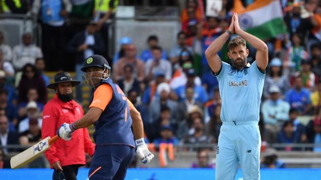 England fast bowler, Liam Plunkett the one responsible for tying Dhoni down came in support of the former India captain and said one can never underestimate someone like Dhoni(AFP)