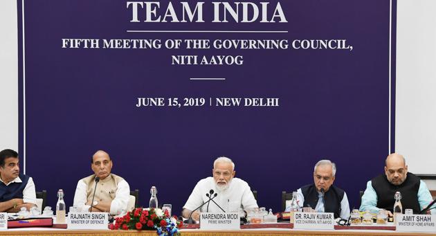 The fifth meeting of the governing council of the NITI Aayog, New Delhi, June 15. The primary fault line in India’s fiscal federal architecture is this: the fiscal centralisation, necessary for poorer states, has in fact benefited richer states. Negotiating this fault line will require radical reforms in the design of central schemes(PTI)