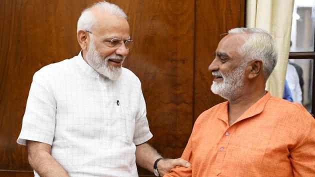 After the party’s thunderous victory on 303 seats, Chandrani kept his word and completed the 1,100 kilometre distance in 17 days.(Twitter/@narendramodi) After the party’s thunderous victory on 303 seats, Chandrani kept his word and completed the 1,100 kilometre distance in 17 days.(Twitter/@narendramodi)