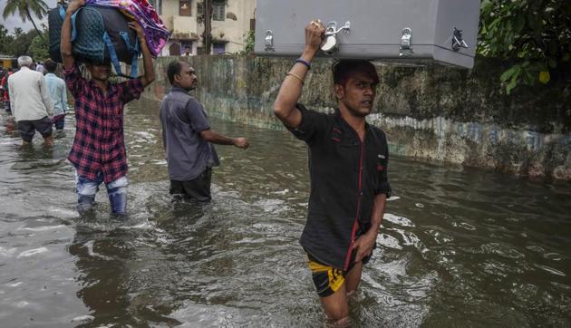 After the extremely heavy downpour till July 2 when Mumbai recorded its second highest rain in 45 years and highest since the July 2005 deluge, rainfall surpassed the 1000mm mark with 1014.6mm recorded so far since June 1 against the seasonal average of 2272.3mm.(Bloomberg)
