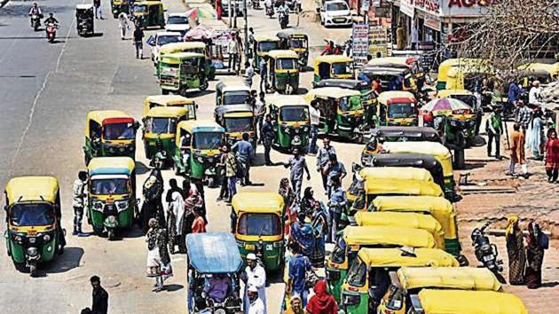 Auto rickshaw seen parked at Main Wazirbad Road in North East New Delhi. (Photo by Sonu Mehta/ HT File) Auto rickshaw seen parked at Main Wazirbad Road in North East New Delhi. (Photo by Sonu Mehta/ HT File)