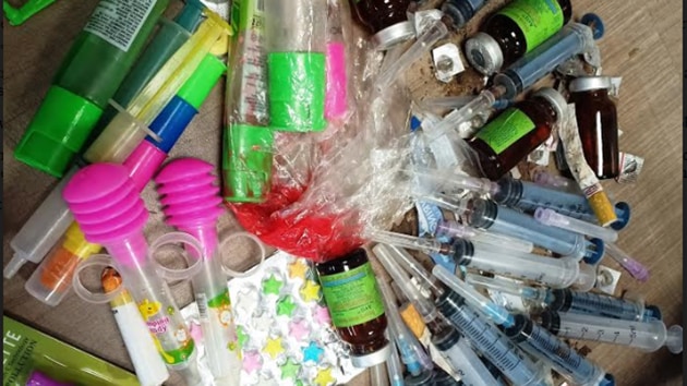 Syringes, drug vials and e-hookahs found in school premises and from students at EDMC schools.(HT Photo)