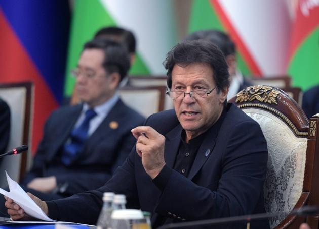 Khan had said in January 2018 that meeting Trump would be a “bitter pill” to swallow should he become Pakistan’s prime minister in elections later that year, but added “I would meet him.”(REUTERS) Khan had said in January 2018 that meeting Trump would be a “bitter pill” to swallow should he become Pakistan’s prime minister in elections later that year, but added “I would meet him.”(REUTERS)