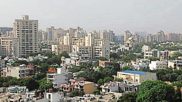 The move comes after instructions by the CPCB to the developer, Ansal infra, to pay <span class='webrupee'>?</span>14 cr as environmental compensation.(HT archive)