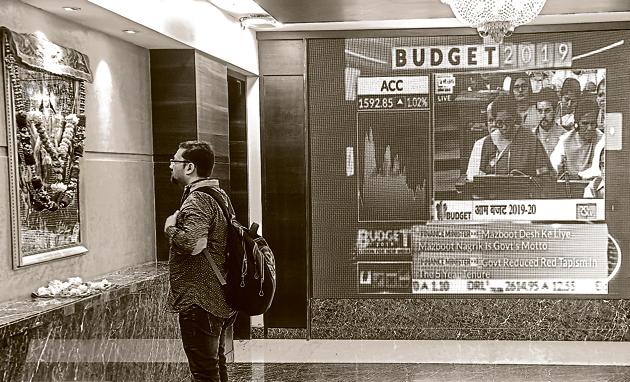 Financial sector reforms have seen small steps. A large disinvestment target has been set. But more reforms will have to be carried out(AFP)