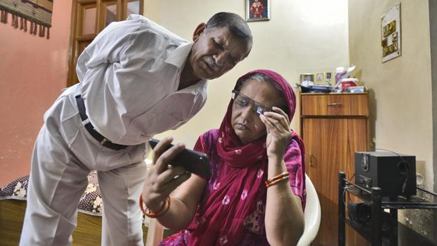 On February 10, 2011, Solanki’s father remembers noticing her bandaged head when she made a video call to her parents. The police later found that the couple had been fighting that day over money. “In the early hours of February 11, Solanki called up Gehlot’s sister over the property,” said the investigator. “This led to a fresh quarrel. Things got out of hand - Gehlot stabbed and killed her.” (Burhaan Kinu / HT Photo) On February 10, 2011, Solanki’s father remembers noticing her bandaged head when she made a video call to her parents. The police later found that the couple had been fighting that day over money. “In the early hours of February 11, Solanki called up Gehlot’s sister over the property,” said the investigator. “This led to a fresh quarrel. Things got out of hand - Gehlot stabbed and killed her.” (Burhaan Kinu / HT Photo)