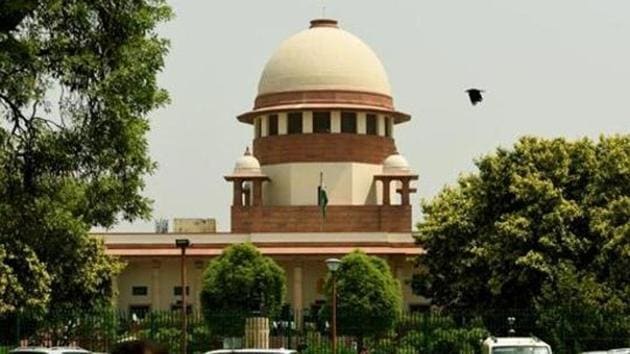 A special leave petition (SLP) was filed on Friday in the Supreme Court (SC) by one of the early petitioners who had challenged the quota for the Maratha community in 2014.(Amal KS/HT PHOTO)