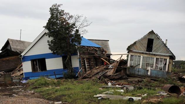 Floods in the Irkutsk region started after torrential rains at the end of June. As many as 103 settlements have been affected by the disaster. More than 10,150 dwelling houses, which accommodate almost 33,000 people, have been flooded. (Alexey Golovshchikov / REUTERS) Floods in the Irkutsk region started after torrential rains at the end of June. As many as 103 settlements have been affected by the disaster. More than 10,150 dwelling houses, which accommodate almost 33,000 people, have been flooded. (Alexey Golovshchikov / REUTERS)