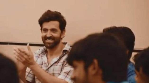 Hrithik Roshan meets his Super 30 kids for the first time.