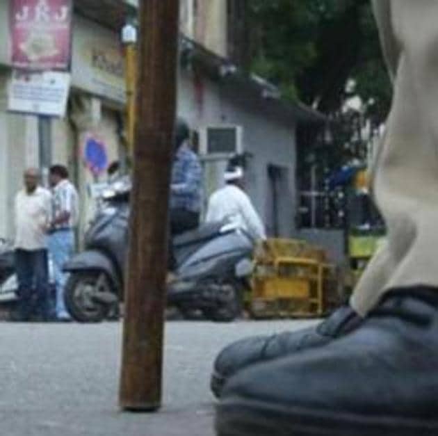 Following chief minister Yogi Adityanath’s order to retire cops with poor record, 25 policemen have been axed in Bareilly range.(HT File) Following chief minister Yogi Adityanath’s order to retire cops with poor record, 25 policemen have been axed in Bareilly range.(HT File)