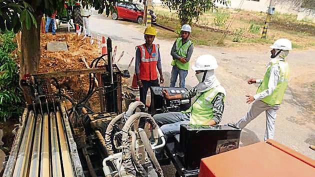 Work on the Smart Grid project underway at G block near House no 128, in Gurugram, India, on Saturday, June 16, 2018. (Parveen Kumar/ HT File) Work on the Smart Grid project underway at G block near House no 128, in Gurugram, India, on Saturday, June 16, 2018. (Parveen Kumar/ HT File)