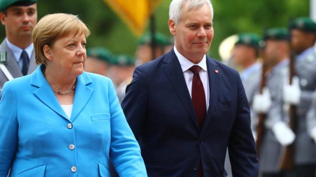 German Chancellor Angela Merkel receives Finland's new Social Democrat Prime Minister Antti Rinne with military honours at the Chancellery in Berlin, Germany, July 10, 2019. REUTERS/Hannibal Hanschke(REUTERS) German Chancellor Angela Merkel receives Finland's new Social Democrat Prime Minister Antti Rinne with military honours at the Chancellery in Berlin, Germany, July 10, 2019. REUTERS/Hannibal Hanschke(REUTERS)