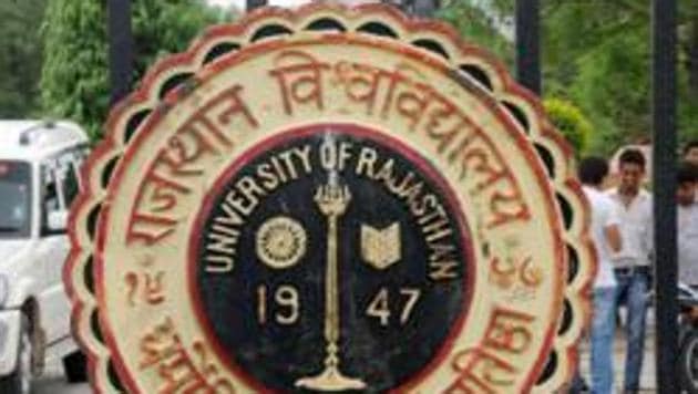 Many Rajasthan University teachers have been receiving obscene phone calls through internet for almost a month but most of them did not report to the university authorities or the police.(HT File)