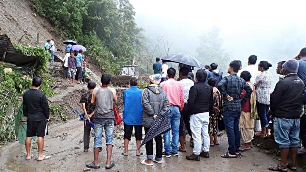 On Thursday, incessant rainfall triggered landslides blocking highways in West Bengal’s Darjeeling and Sikkim and cutting off the northeastern state’s capital Gangtok from Siliguri in the plains. Fresh landslides hit many parts of Darjeeling and Kalimpong districts on Thursday amid a warning of heavy to very heavy rainfall in the next 48 hours. (ANI ) On Thursday, incessant rainfall triggered landslides blocking highways in West Bengal’s Darjeeling and Sikkim and cutting off the northeastern state’s capital Gangtok from Siliguri in the plains. Fresh landslides hit many parts of Darjeeling and Kalimpong districts on Thursday amid a warning of heavy to very heavy rainfall in the next 48 hours. (ANI )