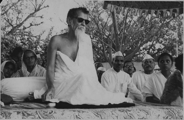 Vinoba Bhave during a prayer meeting, Agra, May 1960 (HT Photo) Vinoba Bhave during a prayer meeting, Agra, May 1960 (HT Photo)