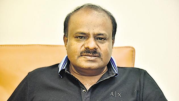 Since Saturday, 16 MLAs from the coalition have put in their papers. If accepted, it will push the ruling alliance into a minority in the 224-member assembly. (Arijit Sen/HT FILE Photo) Since Saturday, 16 MLAs from the coalition have put in their papers. If accepted, it will push the ruling alliance into a minority in the 224-member assembly. (Arijit Sen/HT FILE Photo)