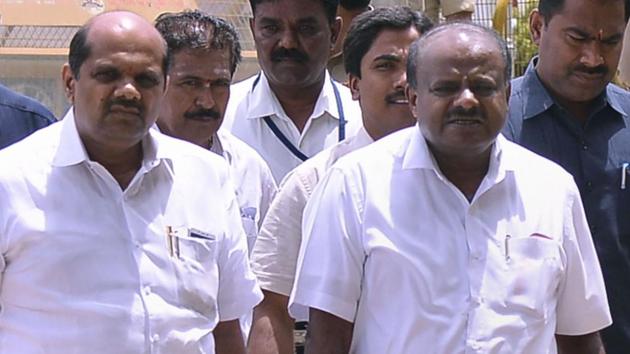 Bengaluru: Karnataka Chief Minister H D Kumaraswamy arrives at Vidhana Soudha, in Bengaluru, Thursday, July 11, 2019. (PTI Photo/Shailendra Bhojak)(PTI7_11_2019_000078B)(PTI)