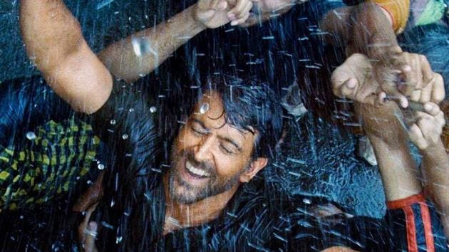 Super 30 Box Office Collection Day 1 Hrithik Roshan Starrer Opens Higher Than Kaabil Collects