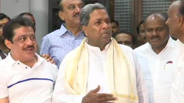 Karnataka crisis: The Congress has stepped up efforts to win back party rebels MLAs in Karnataka. (ANI Photo) Karnataka crisis: The Congress has stepped up efforts to win back party rebels MLAs in Karnataka. (ANI Photo)