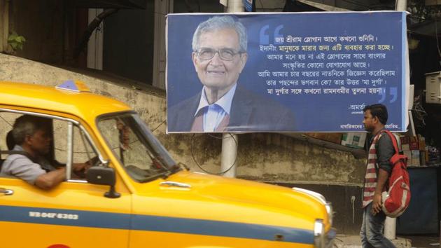 Poster depicting Nobel laureate Amartya Sen's comment on 'Jay Shri Ram' contoversy on various part of Kolkata street in Kolkata, , on Thursday.(Samir Jana/HT Photo)