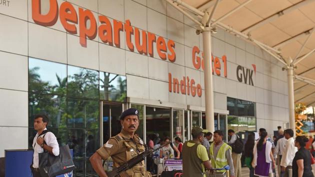 Mumbai police had received a satellite phone signal near Chhatrapati Shivaji Maharaj International Airport (CSIA) on July 6.(Pratham Gokhale/HT Photo)