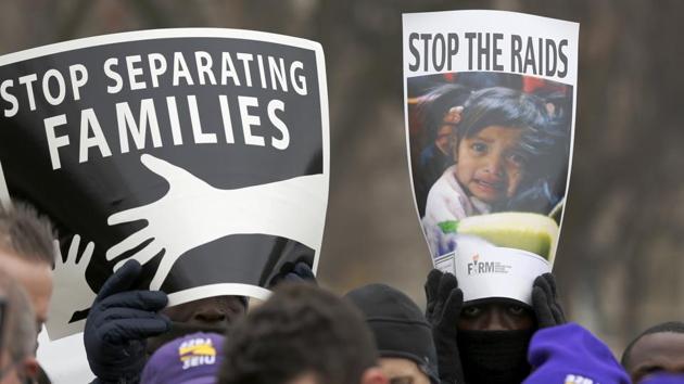 U.S. launched small-scale operations to arrest undocumented families over the weekend.(REUTERS Photo)