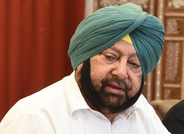 Punjab chief minister Captain Amarinder Singh on Monday said that if his cabinet colleague Navjot Singh Sidhu did not want to do his job, there was nothing he could do about it.(Sanjeev Sharma/HT Photo) Punjab chief minister Captain Amarinder Singh on Monday said that if his cabinet colleague Navjot Singh Sidhu did not want to do his job, there was nothing he could do about it.(Sanjeev Sharma/HT Photo)