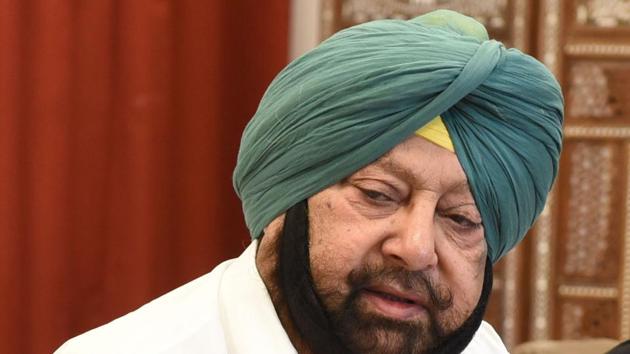 Punjab CM Captain Amarinder Singh said if his minister Navjot Singh Sidhu did not want to do his job, there was nothing he could do about it. (Sanjeev Sharma/HT Photo) Punjab CM Captain Amarinder Singh said if his minister Navjot Singh Sidhu did not want to do his job, there was nothing he could do about it. (Sanjeev Sharma/HT Photo)