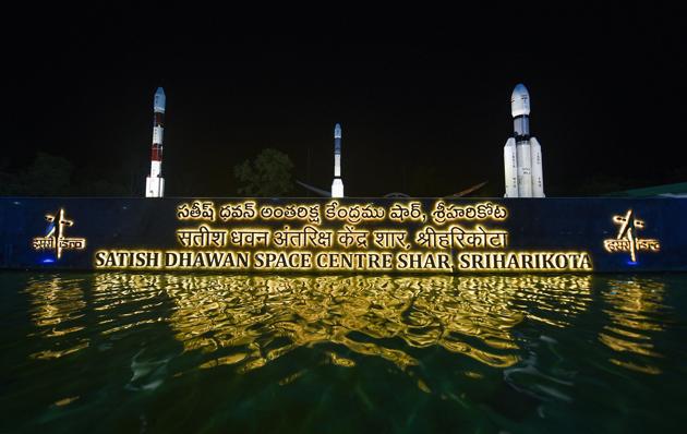 A model of GSLV Mark III on display at Satish Dhawan Space Centre in Nellore district, Monday, July 15, 2019. Chandrayaan 2 suffered a jolt after a technical snag forced the Indian Space Research Organisation (ISRO) to call off the launch.(Photo: PTI)