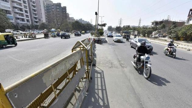 Gurugram traffic police on Tuesday turned Subhash Chowk into a four-way junction(HT File Photo) Gurugram traffic police on Tuesday turned Subhash Chowk into a four-way junction(HT File Photo)