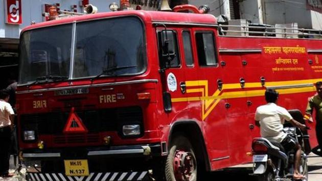 A fire broke out on the sixth floor of the State Bank of India (SBI) building on Sansad Marg here on Thursday.(HT File Photo) A fire broke out on the sixth floor of the State Bank of India (SBI) building on Sansad Marg here on Thursday.(HT File Photo)