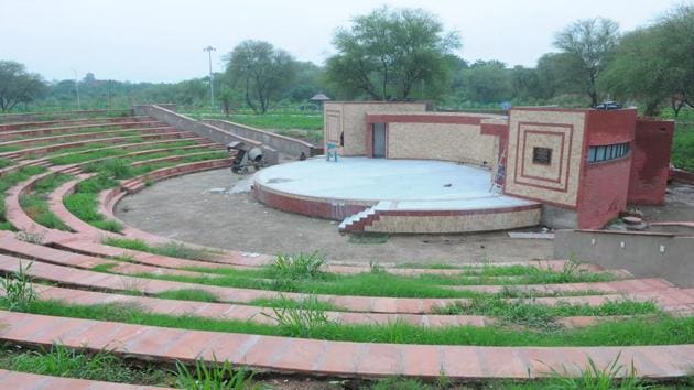 The open air theatre in Sector 48, Chandigarh, has been lying unused and in dilapidated condition since its inauguration in January this year.(Keshav Singh / HT Photo)