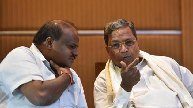 Karnataka Assembly trust vote: Siddaramaiah told the assembly speaker to put off the trust vote till the speaker gave a clear-cut ruling on their right to issue a whip.(Arijit Sen/HT FILE Photo) Karnataka Assembly trust vote: Siddaramaiah told the assembly speaker to put off the trust vote till the speaker gave a clear-cut ruling on their right to issue a whip.(Arijit Sen/HT FILE Photo)